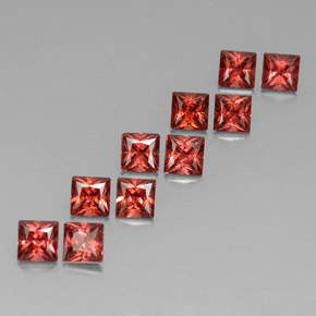 自然派の商品を探す ct ディープレッド アルマンディンガーネット 宝石, 四角形, マダガスカル からGemSelectで. 在庫あり、世界各国へ発送!