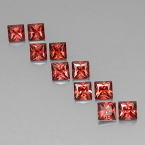 自然派の商品を探す ct ディープレッド アルマンディンガーネット 宝石, 四角形, マダガスカル からGemSelectで. 在庫あり、世界各国へ発送!