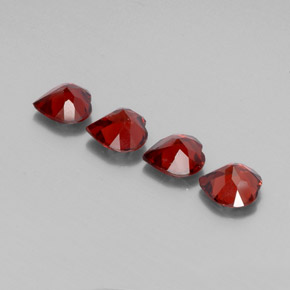 自然派の商品を探す ct ディープレッド アルマンディンガーネット 宝石, ハート型, ブラジル からGemSelectで. 在庫あり、世界各国へ発送!