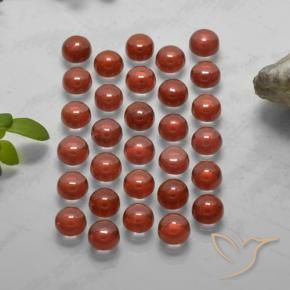 Shop natural 5.74ct 濃いクリムゾンレッド アルマンディンガーネット gems, ラウンド, from マダガスカル at GemSelect. In stock, global shipping!