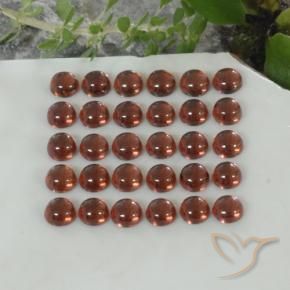 Shop natural 5.44ct 濃いクリムゾンレッド アルマンディンガーネット gems, ラウンド, from マダガスカル at GemSelect. In stock, global shipping!