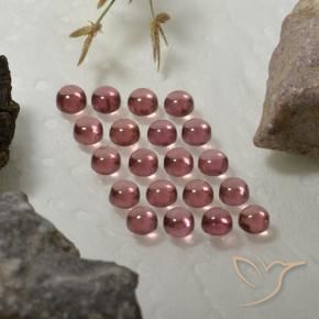 Shop natural 3.84ct ミディアムレッド アルマンディンガーネット gems, ラウンド, from マダガスカル at GemSelect. In stock, global shipping!