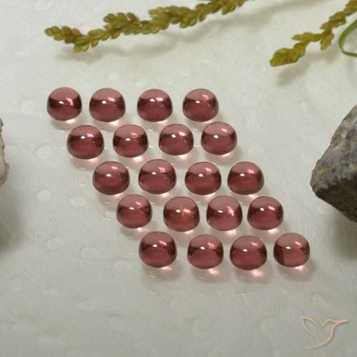 Shop natural 3.97ct ミディアムレッド アルマンディンガーネット gems, ラウンド, from マダガスカル at GemSelect. In stock, global shipping!