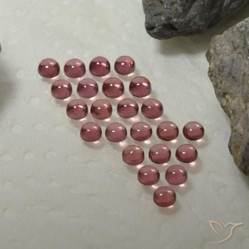 Shop natural 4.20ct ミディアムレッド アルマンディンガーネット gems, ラウンド, from マダガスカル at GemSelect. In stock, global shipping!