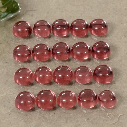 Shop natural 4.15ct 濃いレッドワイン アルマンディンガーネット gems, ラウンド, from マダガスカル at GemSelect. In stock, global shipping!