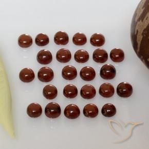 Shop natural 5.22ct ミディアムレッド アルマンディンガーネット gems, ラウンド, from マダガスカル at GemSelect. In stock, global shipping!