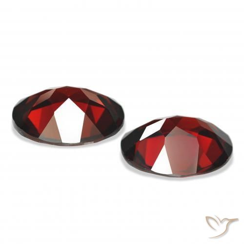 Shop natural 7.56ct ダークレッド アルマンディンガーネット gems, 楕円形, from モザンビーグ at GemSelect. In stock, global shipping!