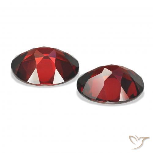 Shop natural 7.55ct ダークレッド アルマンディンガーネット gems, 楕円形, from モザンビーグ at GemSelect. In stock, global shipping!