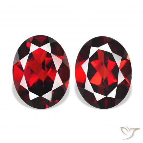 Shop natural 4.48ct ディープレッド アルマンディンガーネット gems, 楕円形, from モザンビーグ at GemSelect. In stock, global shipping!