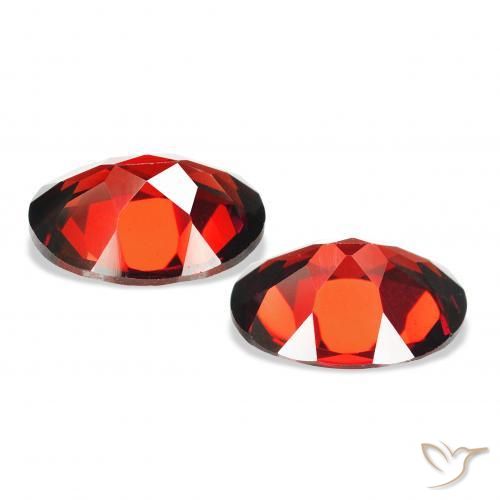 Shop natural 3.94ct 濃いブラッドレッド アルマンディンガーネット gems, 楕円形, from モザンビーグ at GemSelect. In stock, global shipping!