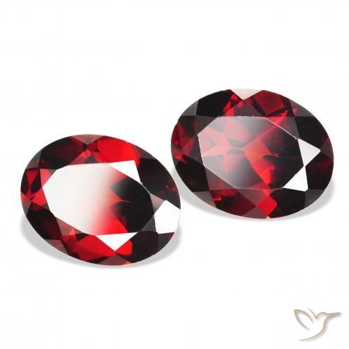 Shop natural 4.58ct ディープレッド アルマンディンガーネット gems, 楕円形, from モザンビーグ at GemSelect. In stock, global shipping!