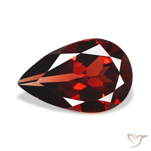 2.80ct ディープレッド アルマンディンガーネット, 洋梨の形, VS