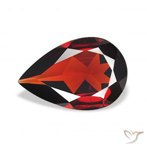 2.62ct ダークレッド アルマンディンガーネット, 洋梨の形, VVS