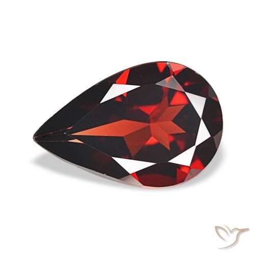 2.81ct ディープレッド アルマンディンガーネット, 洋梨の形, VVS