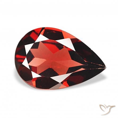 2.93カラットの天然濃いブラッドレッドアルマンディンガーネット、洋梨の形、VVS-VS