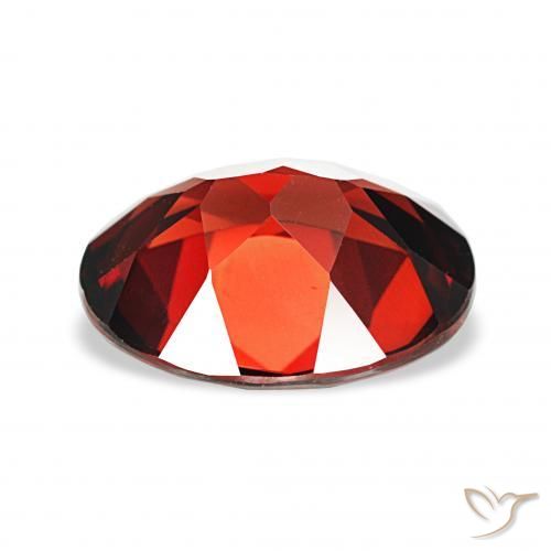 4.18カラットの天然ディープレッドアルマンディンガーネット、オーバルカット、VVS