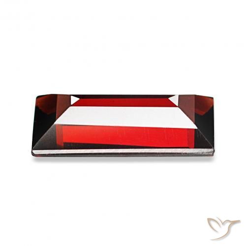 1.64カラットの天然ディープレッドアルマンディンガーネット、バゲット、VVS