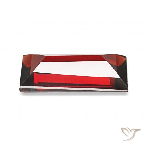 1.65カラットの天然ダークレッドアルマンディンガーネット、バゲット、VVS