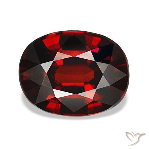 3.27カラットの天然ダークレッドアルマンディンガーネット（9.7×7.5 mm・オーバルカット）