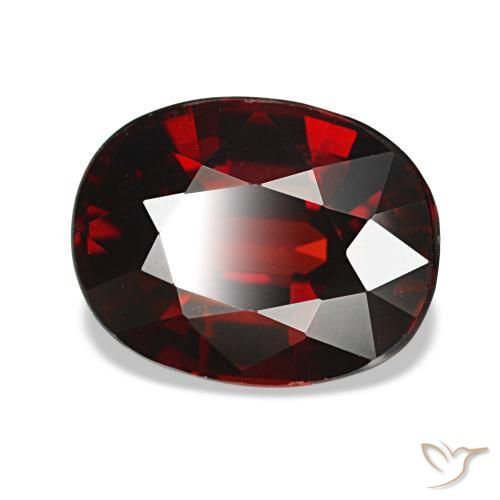 3.27カラットの天然ダークレッドアルマンディンガーネット（9.7×7.5 mm・オーバルカット）