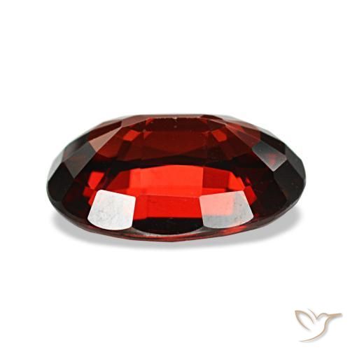 3.14カラットの天然ダークレッドアルマンディンガーネット（10.2×8.1 mm・オーバルカット）
