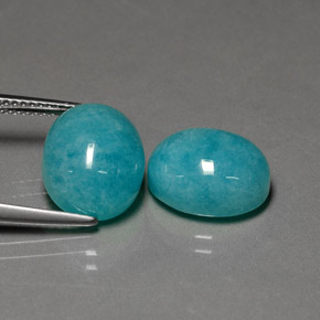 カラットの天然グリーンブルーアマゾナイト（12.1x10 mm・オーバルカット）