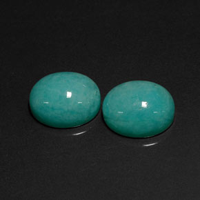 カラットの天然グリーンブルーアマゾナイト（12.1×10.1 mm・オーバルカット）