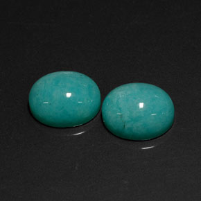 カラットの天然グリーンブルーアマゾナイト（12.1×10.1 mm・オーバルカット）