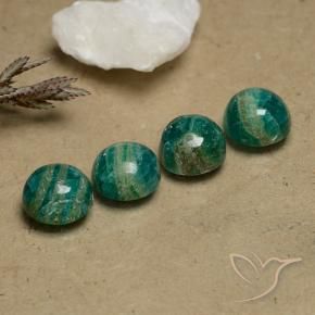 Shop natural 8.97ct ミディアムグリーン アマゾナイト gems, ラウンド, from マダガスカル at GemSelect. In stock, global shipping!