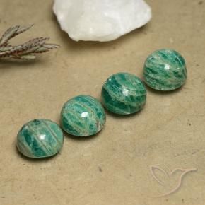 Shop natural 10.13ct パイングリーン アマゾナイト gems, ラウンド, from マダガスカル at GemSelect. In stock, global shipping!