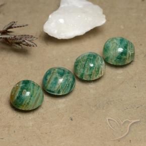 Shop natural 9.46ct パイングリーン アマゾナイト gems, ラウンド, from マダガスカル at GemSelect. In stock, global shipping!