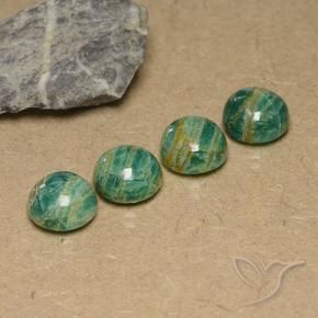 Shop natural 11.75ct パイングリーン アマゾナイト gems, ラウンド, from マダガスカル at GemSelect. In stock, global shipping!