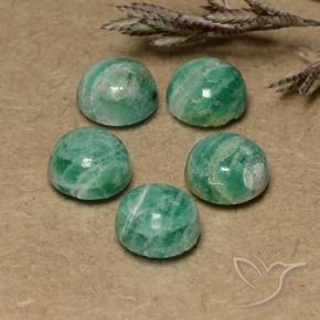Shop natural 7.15ct ミディアムグリーン アマゾナイト gems, ラウンド, from マダガスカル at GemSelect. In stock, global shipping!