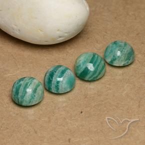 Shop natural 9.43ct クールグリーン アマゾナイト gems, ラウンド, from マダガスカル at GemSelect. In stock, global shipping!