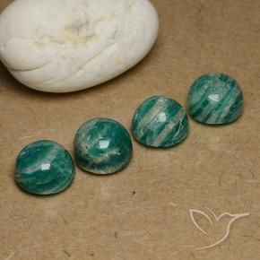 Shop natural 19.20ct ミディアムダークグリーン アマゾナイト gems, ラウンド, from マダガスカル at GemSelect. In stock, global shipping!