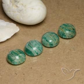 Shop natural 14.80ct ミディアムグリーン アマゾナイト gems, ラウンド, from マダガスカル at GemSelect. In stock, global shipping!