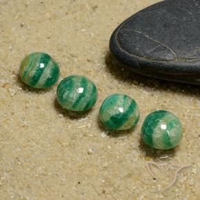 Shop natural 5.75ct ミディアムダークグリーン アマゾナイト gems, ラウンド, from マダガスカル at GemSelect. In stock, global shipping!