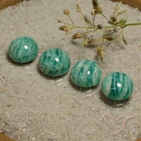 Shop natural 14.90ct クールグリーン アマゾナイト gems, ラウンド, from マダガスカル at GemSelect. In stock, global shipping!