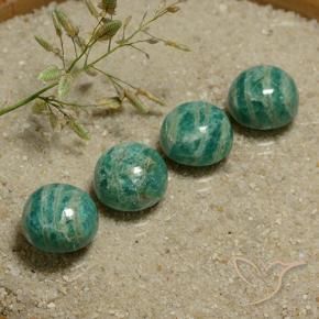 Shop natural 17.73ct パイングリーン アマゾナイト gems, ラウンド, from マダガスカル at GemSelect. In stock, global shipping!