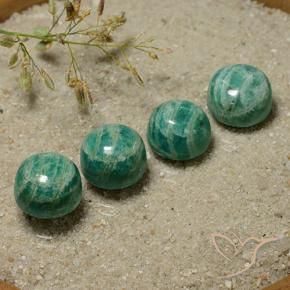 Shop natural 21.00ct ミディアムグリーン アマゾナイト gems, ラウンド, from マダガスカル at GemSelect. In stock, global shipping!