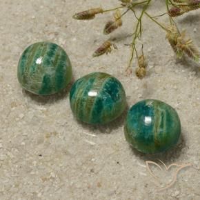 Shop natural 10.97ct ミディアムダークグリーン アマゾナイト gems, ラウンド, from マダガスカル at GemSelect. In stock, global shipping!