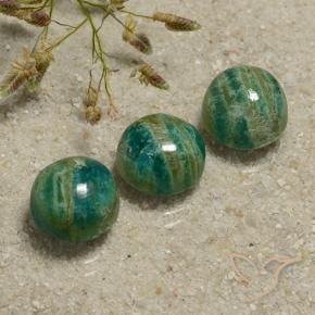 Shop natural 10.97ct ミディアムダークグリーン アマゾナイト gems, ラウンド, from マダガスカル at GemSelect. In stock, global shipping!