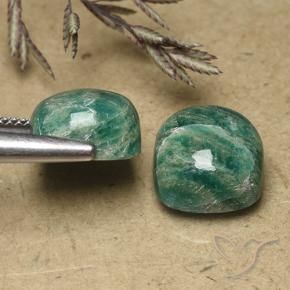 Shop natural 11.45ct パイングリーン アマゾナイト gems, クッション, from マダガスカル at GemSelect. In stock, global shipping!