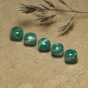 Shop natural 4.02ct クールグリーン アマゾナイト gems, クッション, from マダガスカル at GemSelect. In stock, global shipping!
