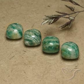 Shop natural 8.10ct ミディアムダークグリーン アマゾナイト gems, クッション, from マダガスカル at GemSelect. In stock, global shipping!