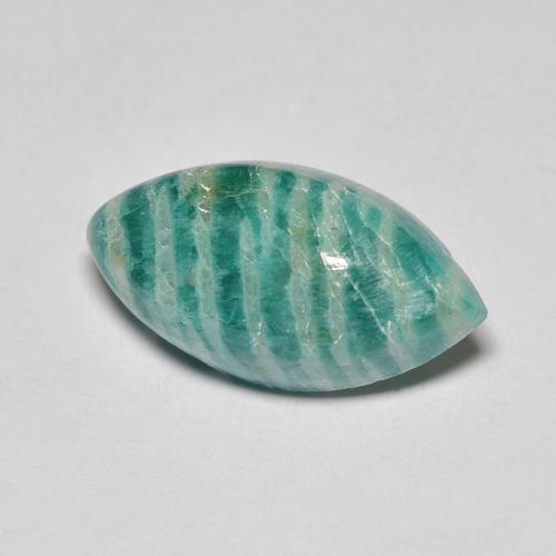 6.92カラットの天然パイングリーンアマゾナイト（17.6×9.2 mm・マーキス）