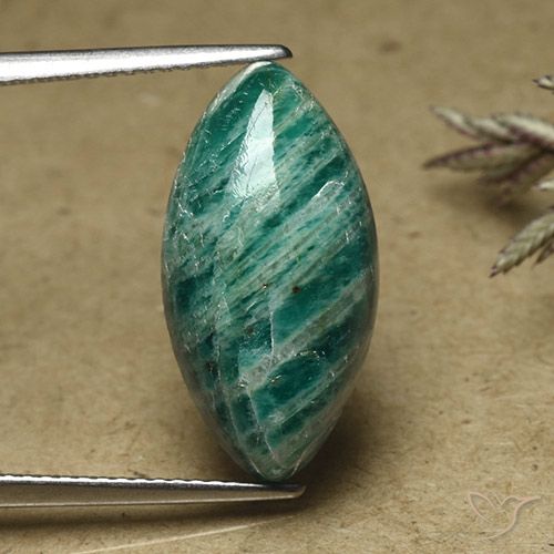 6.68カラットの天然クールグリーンアマゾナイト、マーキーズ、オペーク