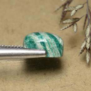 5.96カラットの天然クールグリーンアマゾナイト、クッションカット、オペーク