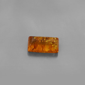 1.32カラットの天然イエローオレンジ琥珀（アンバー）（11.9×6 mm・透明）