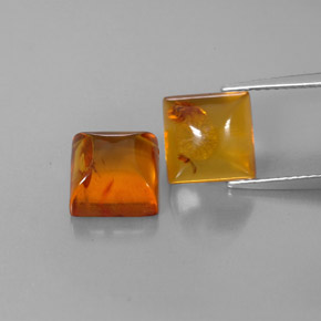 カラットの天然イエローオレンジ琥珀（アンバー）（8×8 mm・透明）